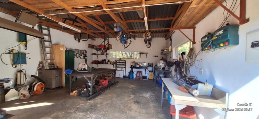 8 Bedroom Property for Sale in Swartruggens North West